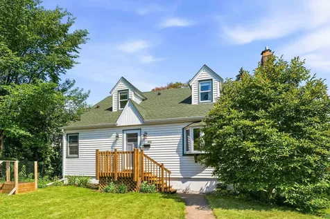 4215 London Road Duluth MN 55804