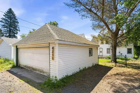 4215 London Road Duluth MN 55804