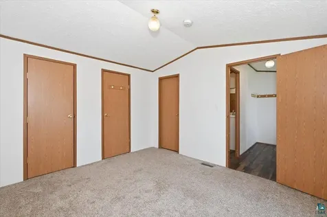 35 Korda Drive Duluth MN 55808