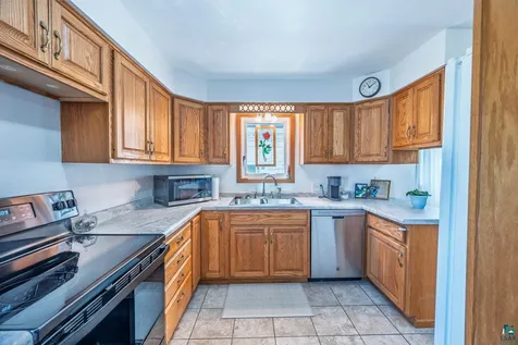 2714 Diane Lane Hibbing MN 55746