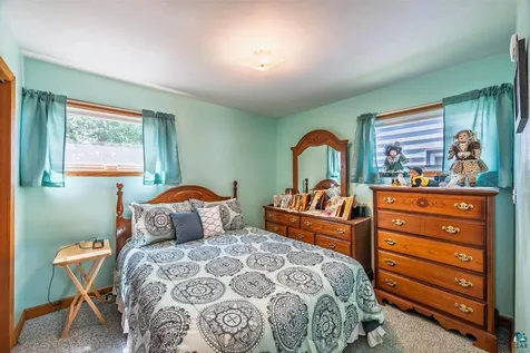 2714 Diane Lane Hibbing MN 55746
