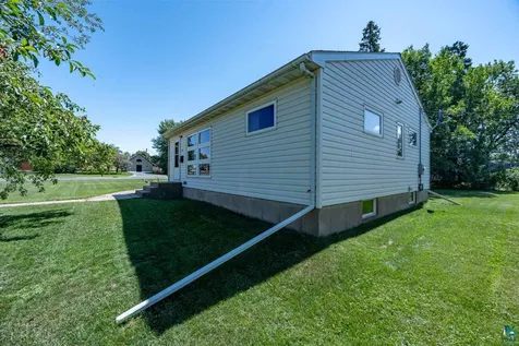 2714 Diane Lane Hibbing MN 55746
