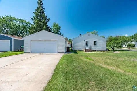 2714 Diane Lane Hibbing MN 55746