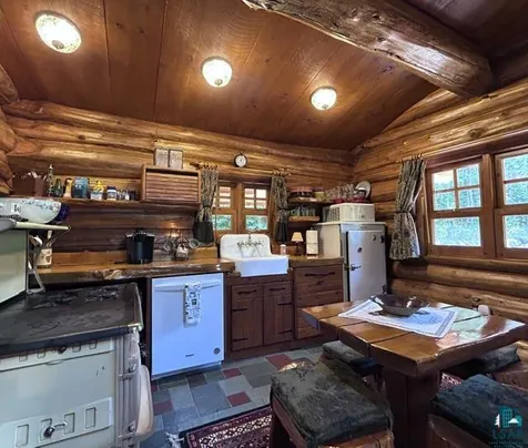 71 Benedict Lane Lutsen MN 55612