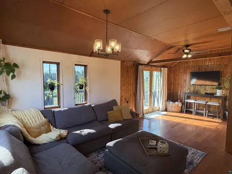 223 Hill Road Esko MN 55733