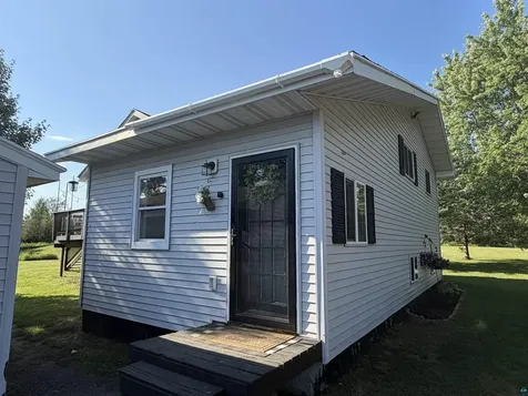 223 Hill Road Esko MN 55733