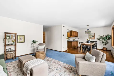 6101 Olney Street Duluth MN 55807