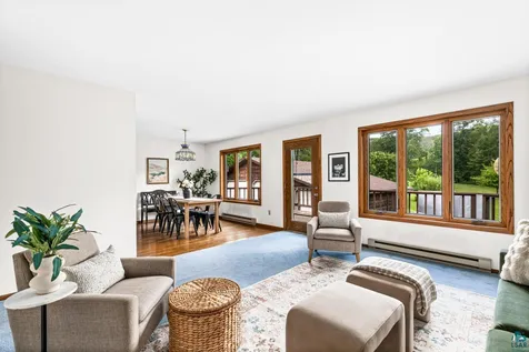 6101 Olney Street Duluth MN 55807