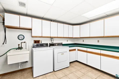 6101 Olney Street Duluth MN 55807