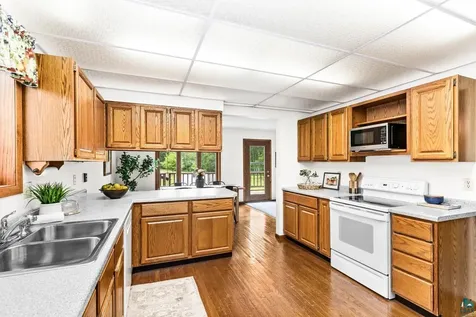6101 Olney Street Duluth MN 55807