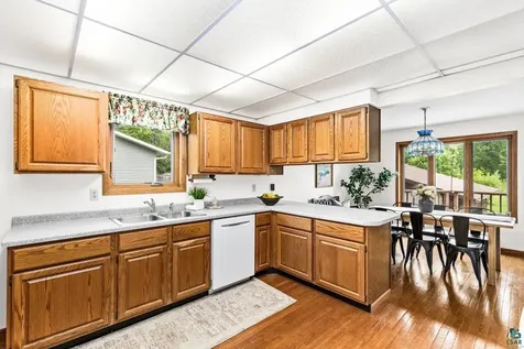 6101 Olney Street Duluth MN 55807