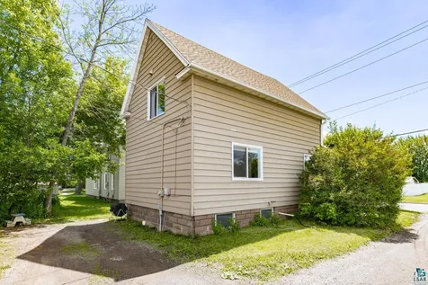 6109 Redruth Street Duluth MN 55807