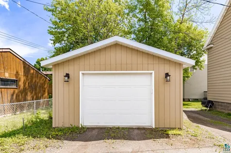 6109 Redruth Street Duluth MN 55807