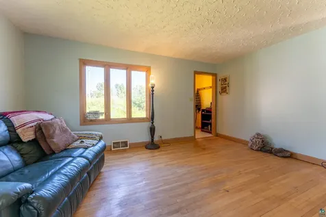 24 N Pioneer Road Ely MN 55731