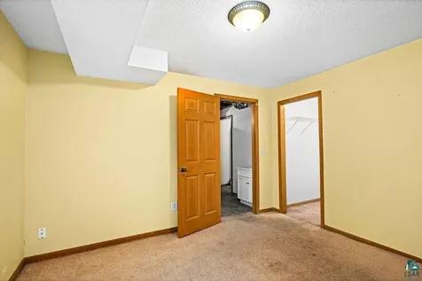 5115 Ramsey Street Duluth MN 55804