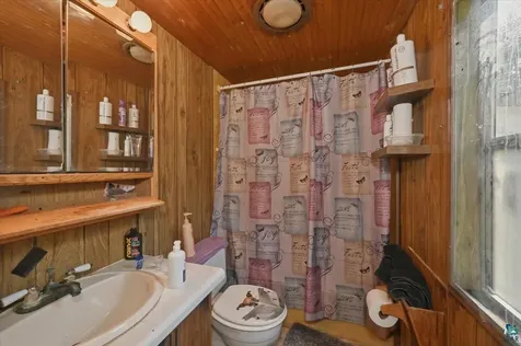 4386 S Irondale Road Superior WI 54880