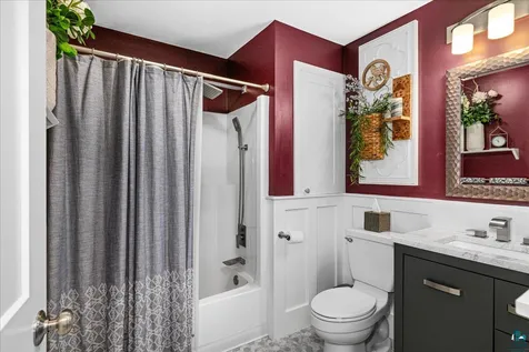 231 Chambersburg Drive Duluth MN 55811