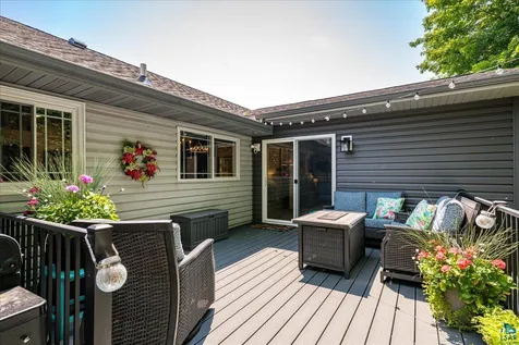 231 Chambersburg Drive Duluth MN 55811