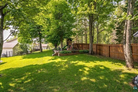 231 Chambersburg Drive Duluth MN 55811