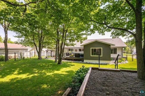 231 Chambersburg Drive Duluth MN 55811