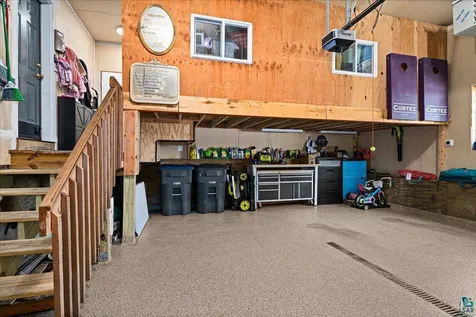 231 Chambersburg Drive Duluth MN 55811
