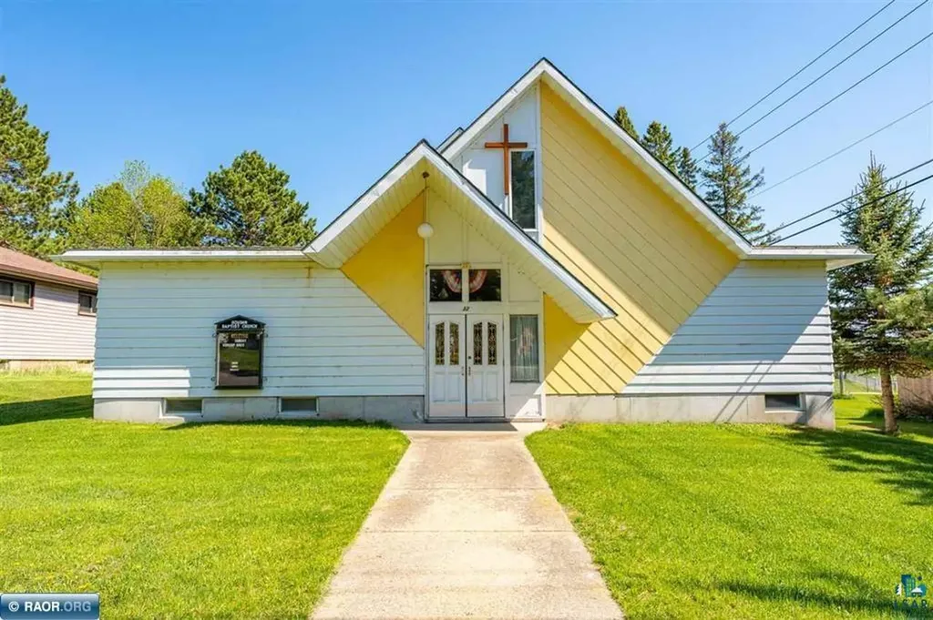 32 Church Street Soudan MN 55782