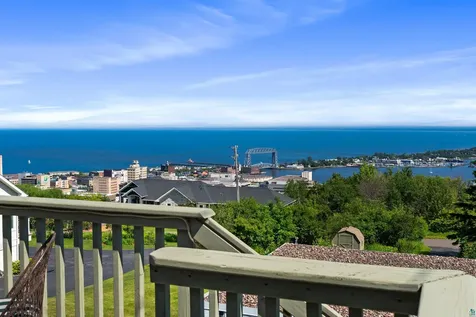 615 W 6th Street Duluth MN 55806
