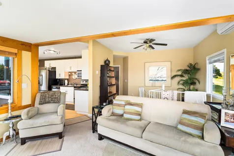 615 W 6th Street Duluth MN 55806