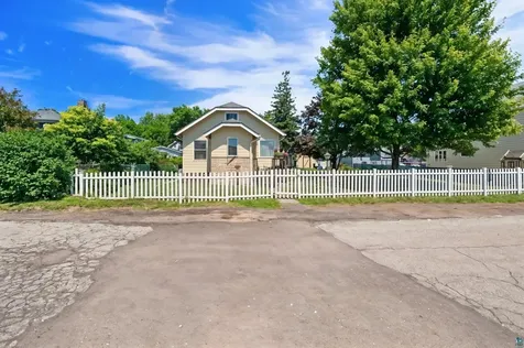 3209 Chestnut Street Duluth MN 55806