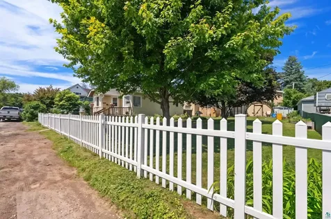 3209 Chestnut Street Duluth MN 55806