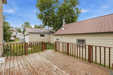 217 NW 3rd Avenue Chisholm MN 55719-6566