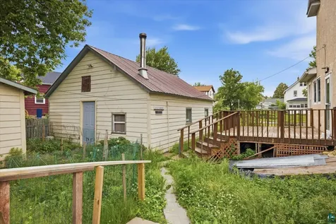 217 NW 3rd Avenue Chisholm MN 55719-6566