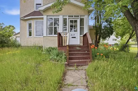 217 NW 3rd Avenue Chisholm MN 55719-6566
