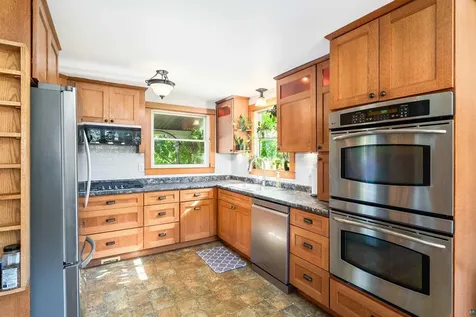 5716 Lakewood Road Duluth MN 55804