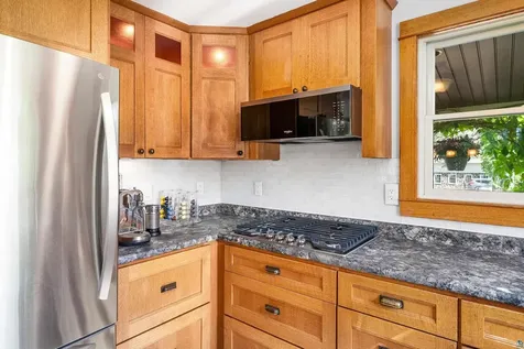 5716 Lakewood Road Duluth MN 55804