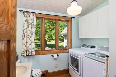 5716 Lakewood Road Duluth MN 55804