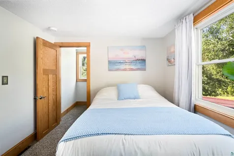 5716 Lakewood Road Duluth MN 55804