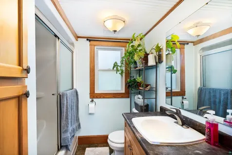 5716 Lakewood Road Duluth MN 55804