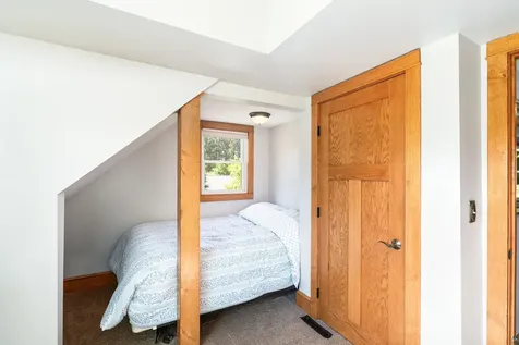 5716 Lakewood Road Duluth MN 55804