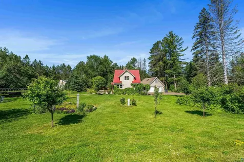 5716 Lakewood Road Duluth MN 55804