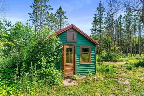 5716 Lakewood Road Duluth MN 55804