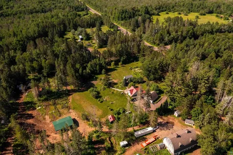 5716 Lakewood Road Duluth MN 55804