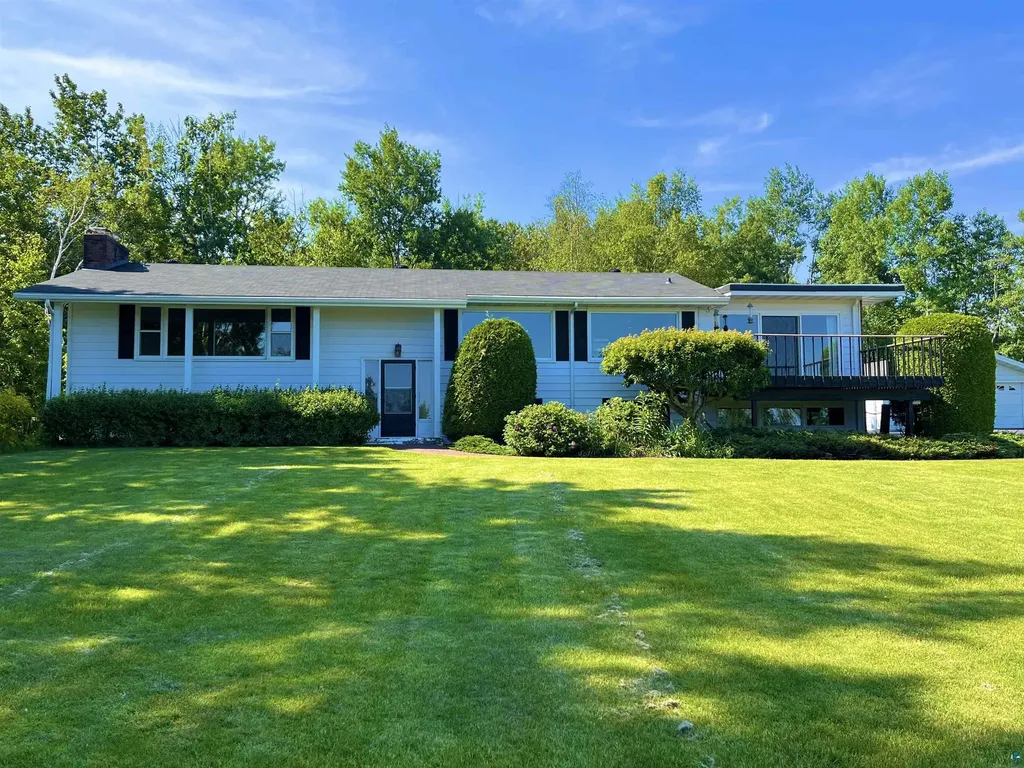 7911 Congdon Boulevard Duluth MN 55804