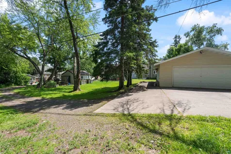 4527 Dodge Street Duluth MN 55804
