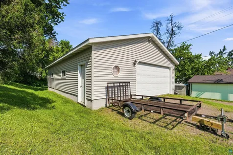 105 N Boundary Avenue Proctor MN 55810