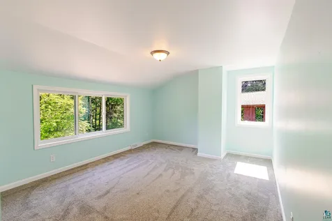 29 North Ridge Road Esko MN 55733