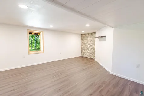 29 North Ridge Road Esko MN 55733