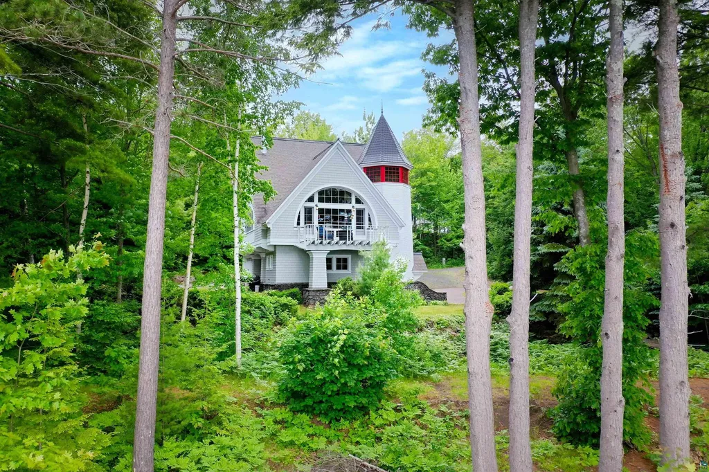 35780 Blue Wing Bay Road Bayfield WI 54814