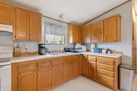 27 Juniper Lane Duluth MN 55810