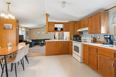 27 Juniper Lane Duluth MN 55810